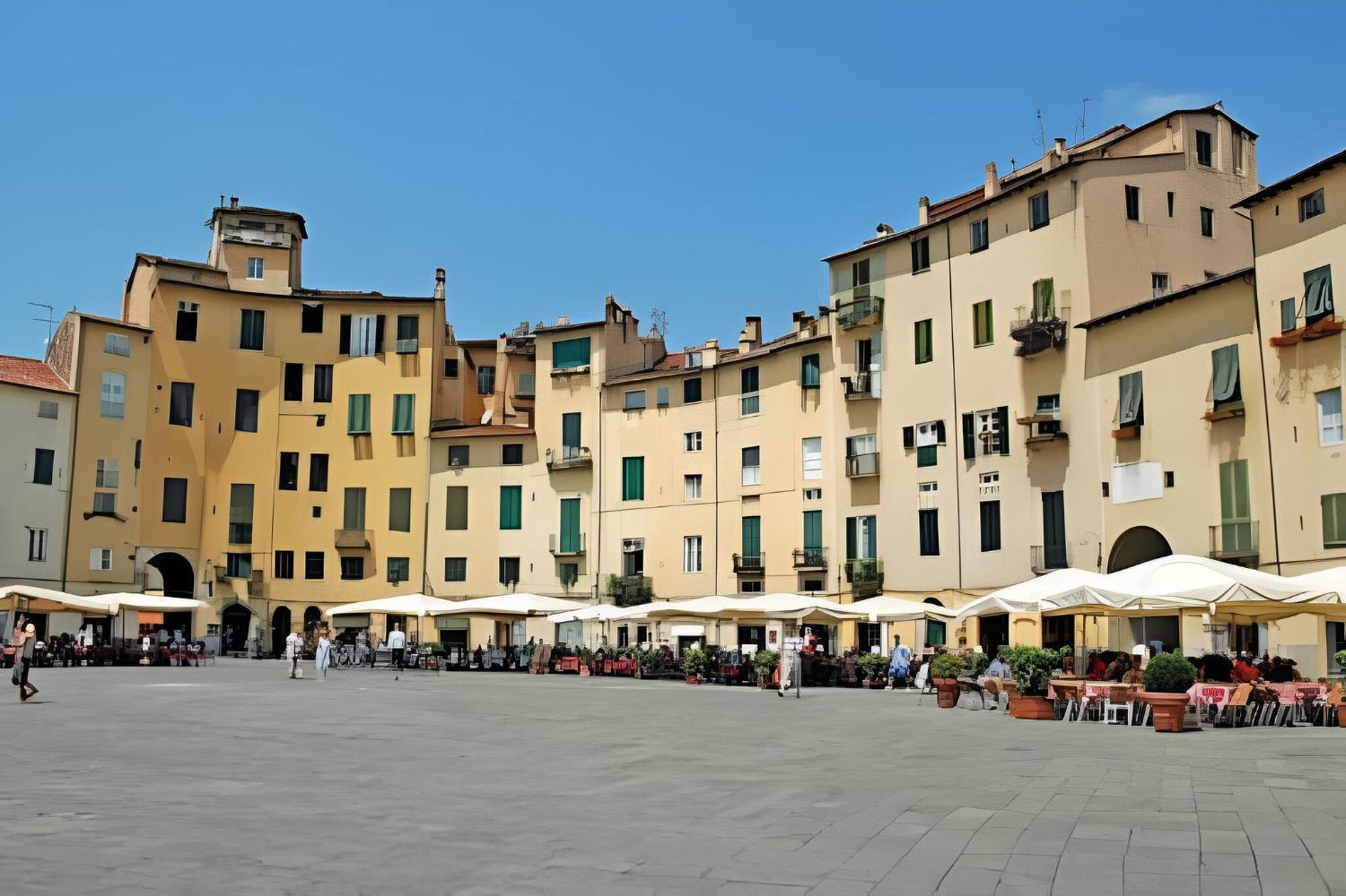 Cortile In Centro - Charm Suite Heart Of Lucca Exterior photo