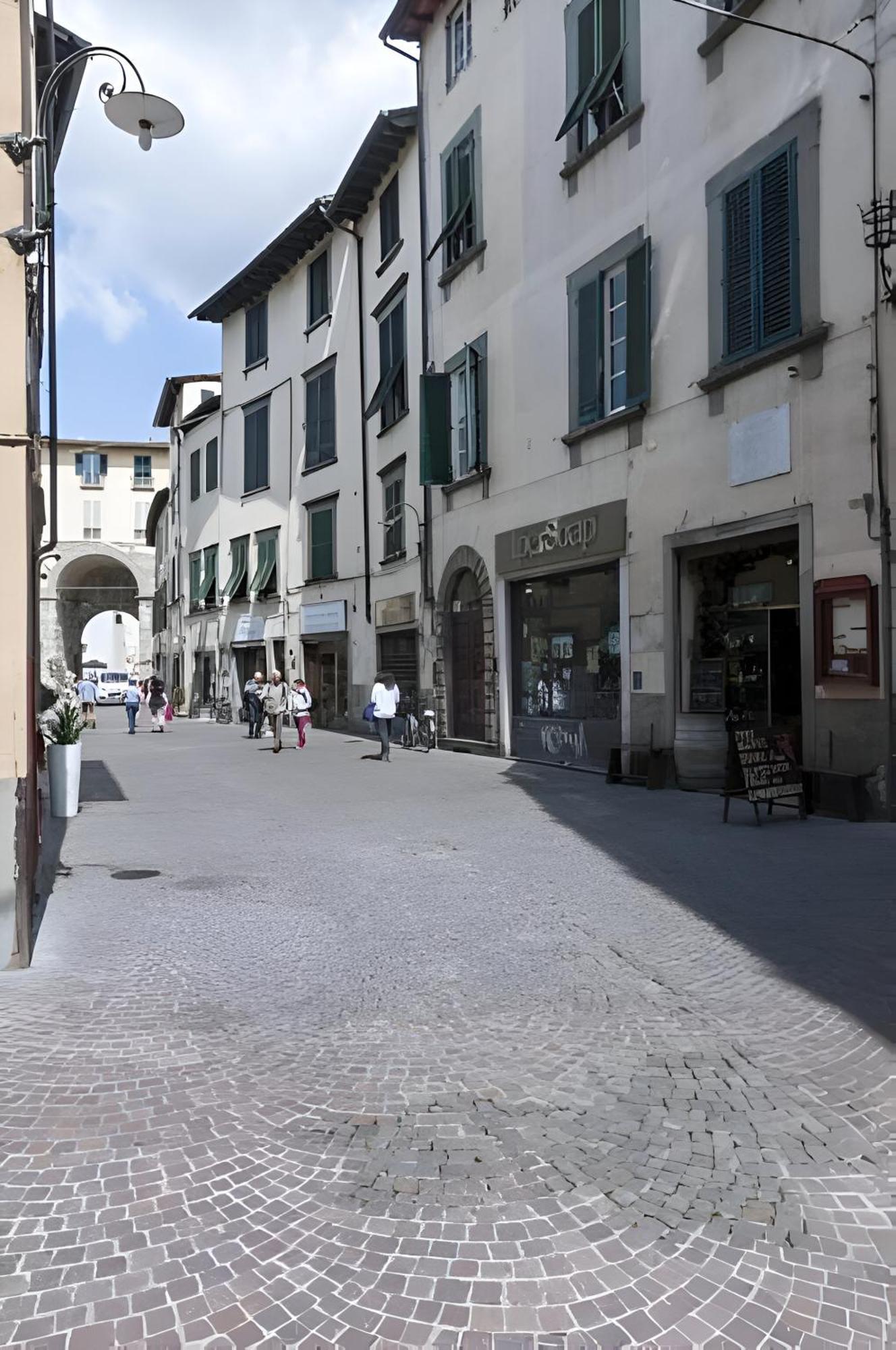 Cortile In Centro - Charm Suite Heart Of Lucca Exterior photo